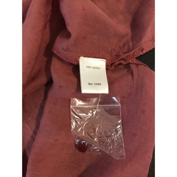 Garnet Hill Elbow-Sleeve Swiss-Dot Blouse - Size Medium - Picture 9 of 12